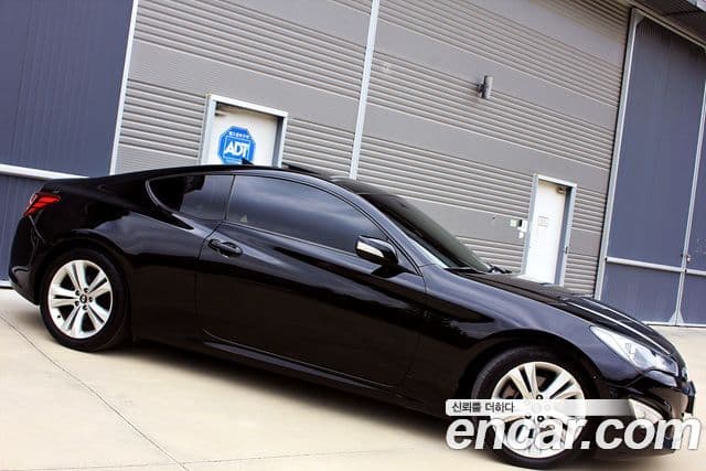 Hyundai Genesis купе 200 турбо D, 2010 14