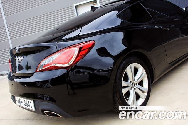 Hyundai Genesis купе 200 турбо D, 2010 16