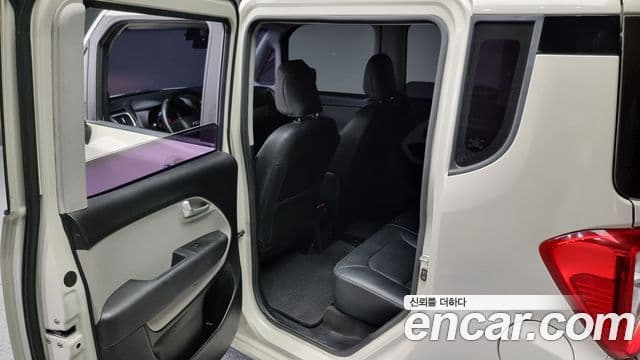 Kia Ray Luxury, 2015 11