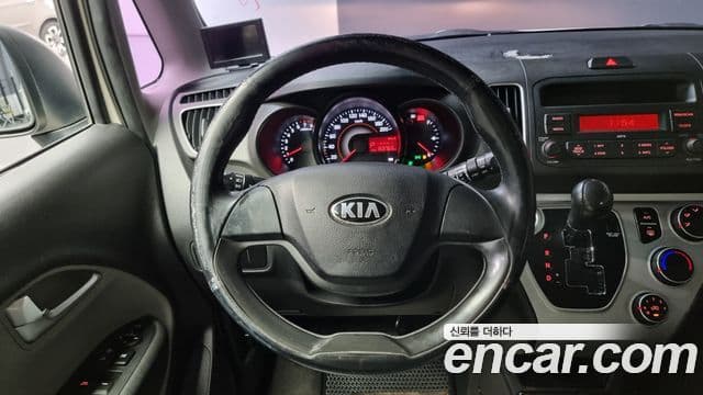 Kia Ray Luxury, 2015 13