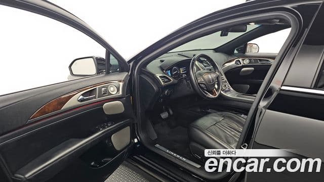 Lincoln New MKZ 2세대, 2017 10