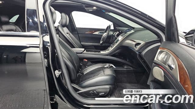 Lincoln New MKZ 2세대, 2017 11