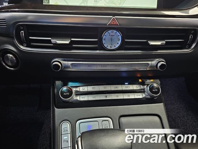 Genesis G90 Luxury, 2019 11