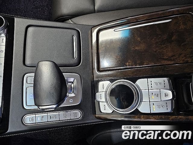 Genesis G90 Luxury, 2019 12