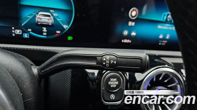 Mercedes-Benz A-класс W177 A220 седан, 2021 9