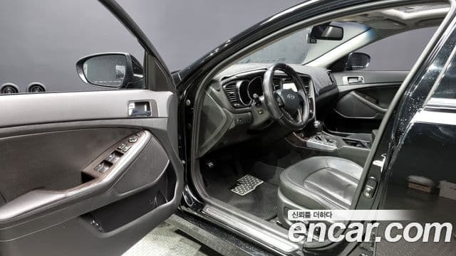 Kia K5 Prestige, 2011 10