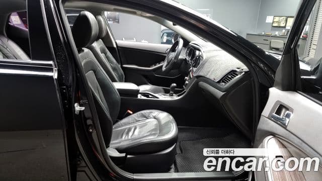 Kia K5 Prestige, 2011 11