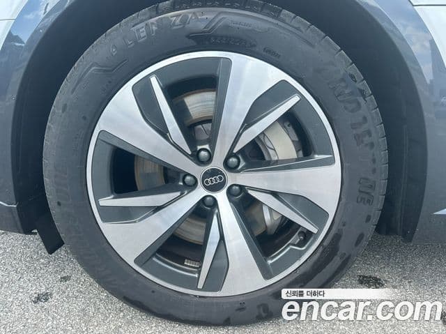 Audi Q8 e-Tron (GE), 2024 все фото