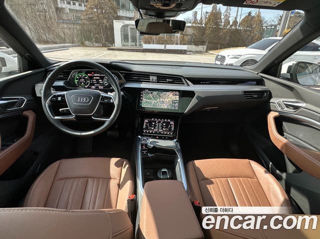 Audi Q8 e-Tron (GE), 2024 7
