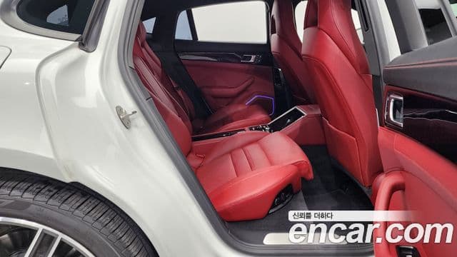 Porsche Panamera (971), 2023 12