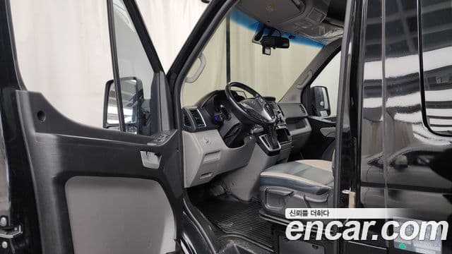 Hyundai 쏠라티 Deluxe, 2018 10