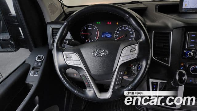 Hyundai 쏠라티 Deluxe, 2018 13