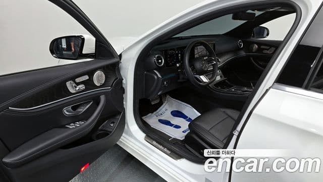 Mercedes-Benz E-класс W213 AMG Line, 2023 10