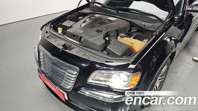 크라이슬러 The / новый New 300C, 2012 6