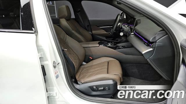 BMW 5시리즈 (G60) 520i M Sport, 2024 11