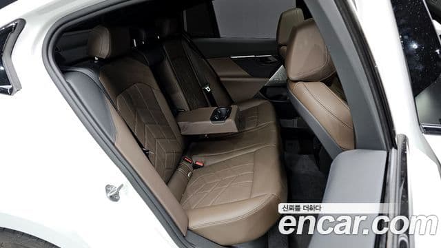 BMW 5시리즈 (G60) 520i M Sport, 2024 12