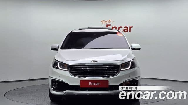 Kia All New Carnival Noblesse, 2016 3