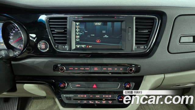 Kia All New Carnival Noblesse, 2016 15