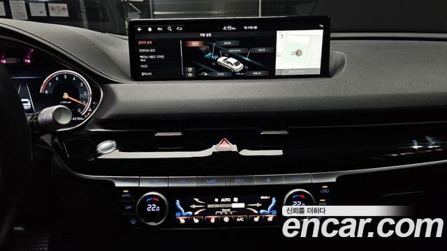 Genesis G80 (RG3) бензин 2.5 турбо 2WD, 2021 15