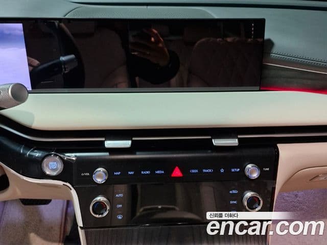 Genesis G80 (RG3) бензин 2.5 турбо AWD, 2025 7