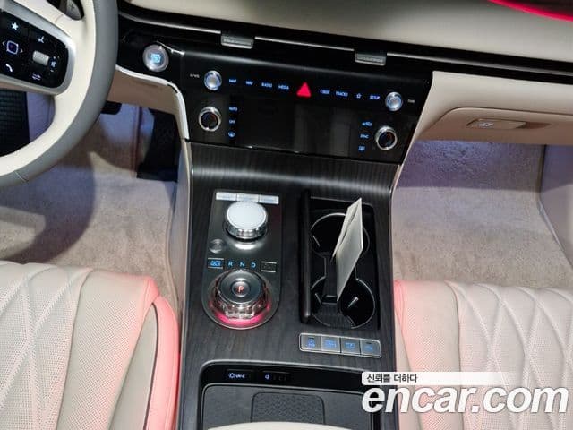 Genesis G80 (RG3) бензин 2.5 турбо AWD, 2025 9