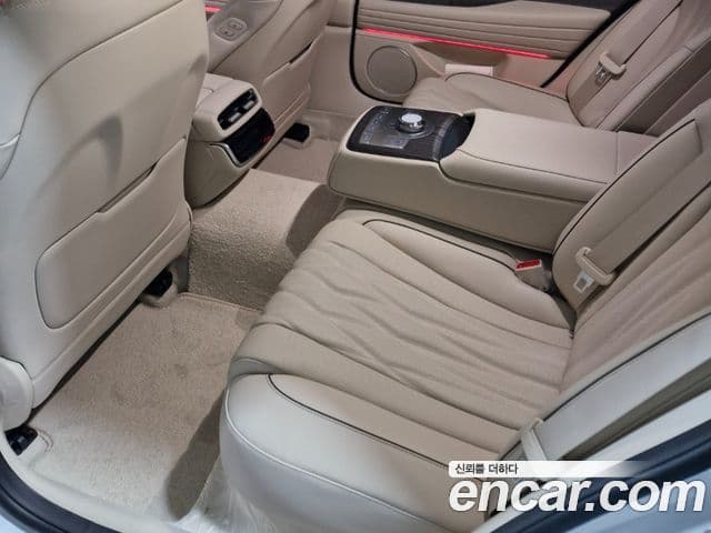 Genesis G80 (RG3) бензин 2.5 турбо AWD, 2025 10