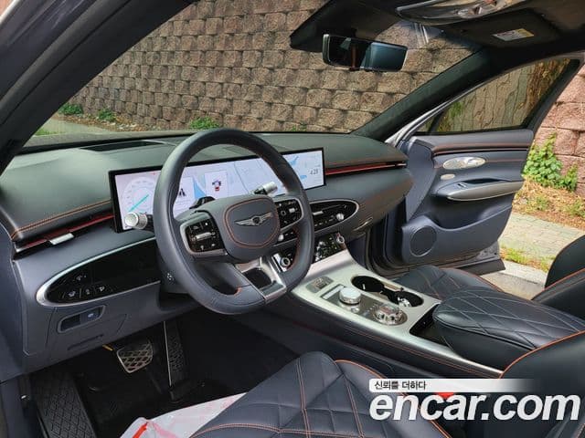 Genesis GV70, 2025 7