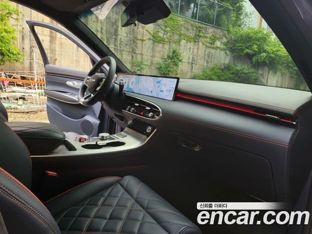 Genesis GV70, 2025 14