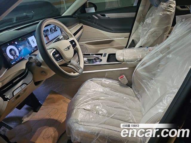 Genesis G80 (RG3) бензин 2.5 турбо AWD, 2025 10