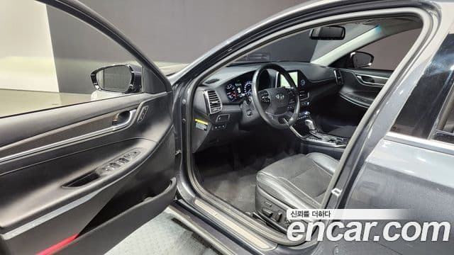 Hyundai Grandeur IG 3.0 LPi Exclusive (арендный автомобиль), 2019 10