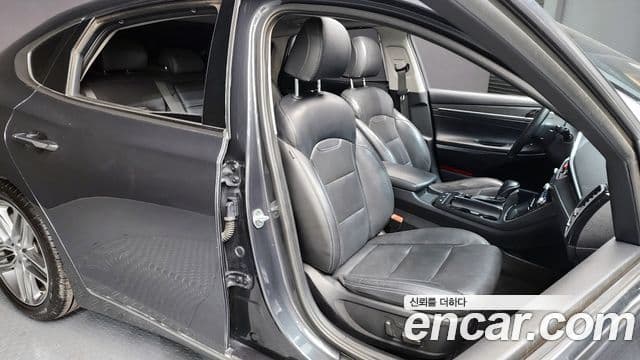 Hyundai Grandeur IG 3.0 LPi Exclusive (арендный автомобиль), 2019 12