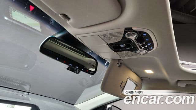 Hyundai Grandeur IG 3.0 LPi Exclusive (арендный автомобиль), 2019 17