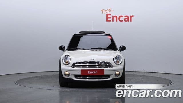 Mini Cooper 클럽맨 1세대, 2010 3