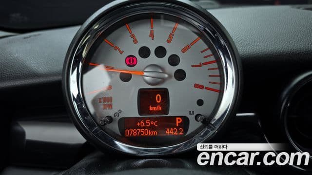 Mini Cooper 클럽맨 1세대, 2010 8