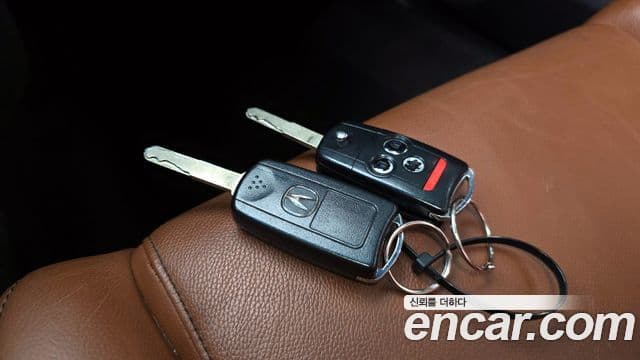 어큐라 TL, 2011 17