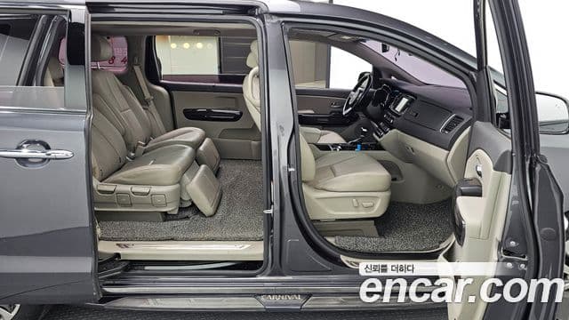 Kia All New Carnival President, 2018 18