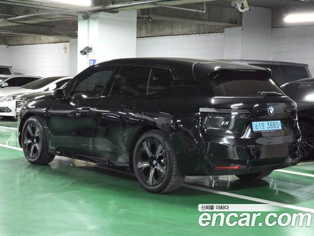 BMW iX xDrive50 Sport Plus, 2023 4