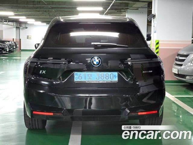 BMW iX xDrive50 Sport Plus, 2023 все фото