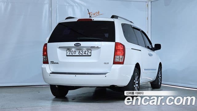 Kia Carnival R топовая версия, 2013 4