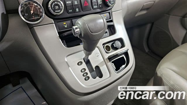 Kia Carnival R топовая версия, 2013 9