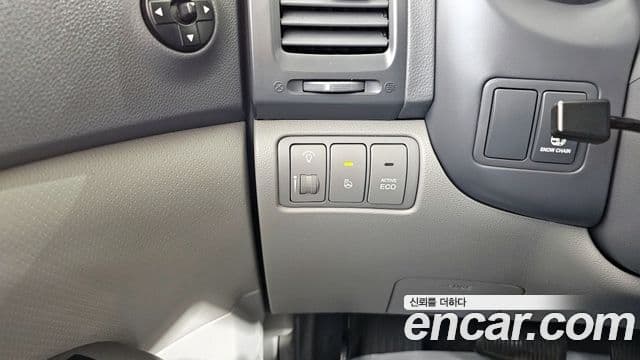 Kia Carnival R топовая версия, 2013 17