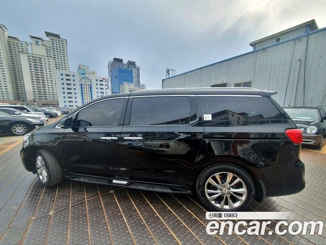 Kia The / новый New Carnival Prestige, 2019 4