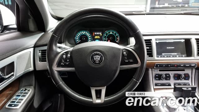 Jaguar New XF X250, 2014 13