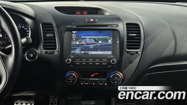 Kia K3 Prestige, 2013 3