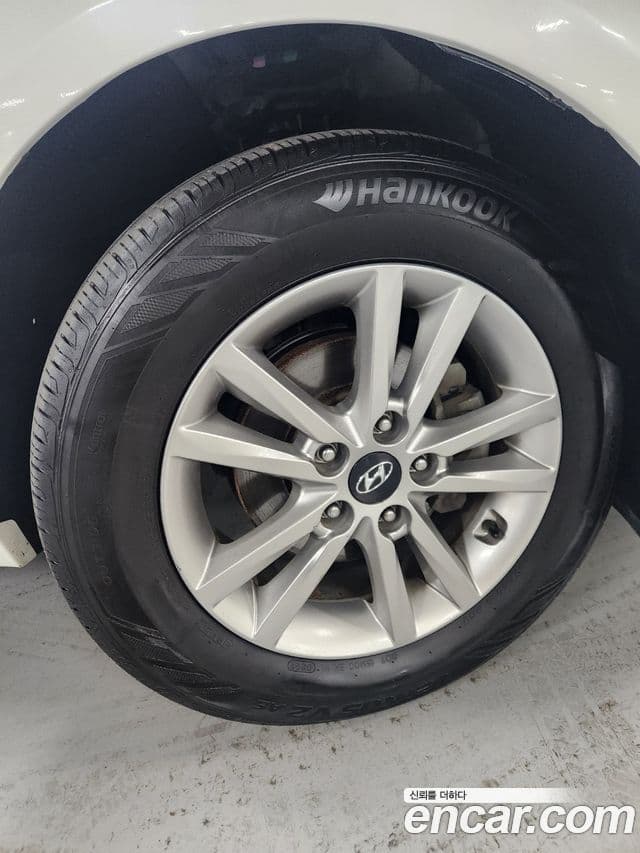 Hyundai LF Sonata Modern, 2015 все фото