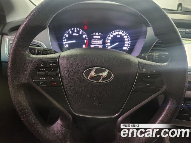 Hyundai LF Sonata Modern, 2015 13
