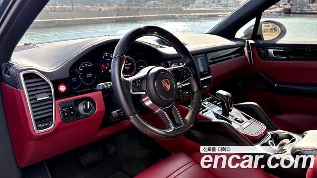 Porsche Cayenne (PO536), 2019 11