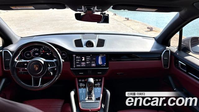 Porsche Cayenne (PO536), 2019 12