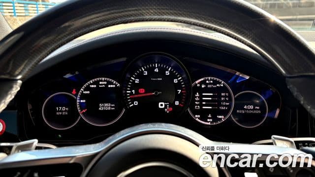 Porsche Cayenne (PO536), 2019 16