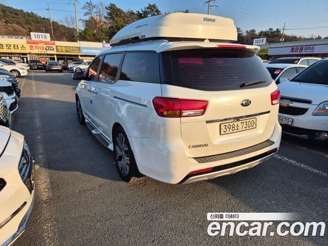 Kia All New Carnival Luxury, 2017 2